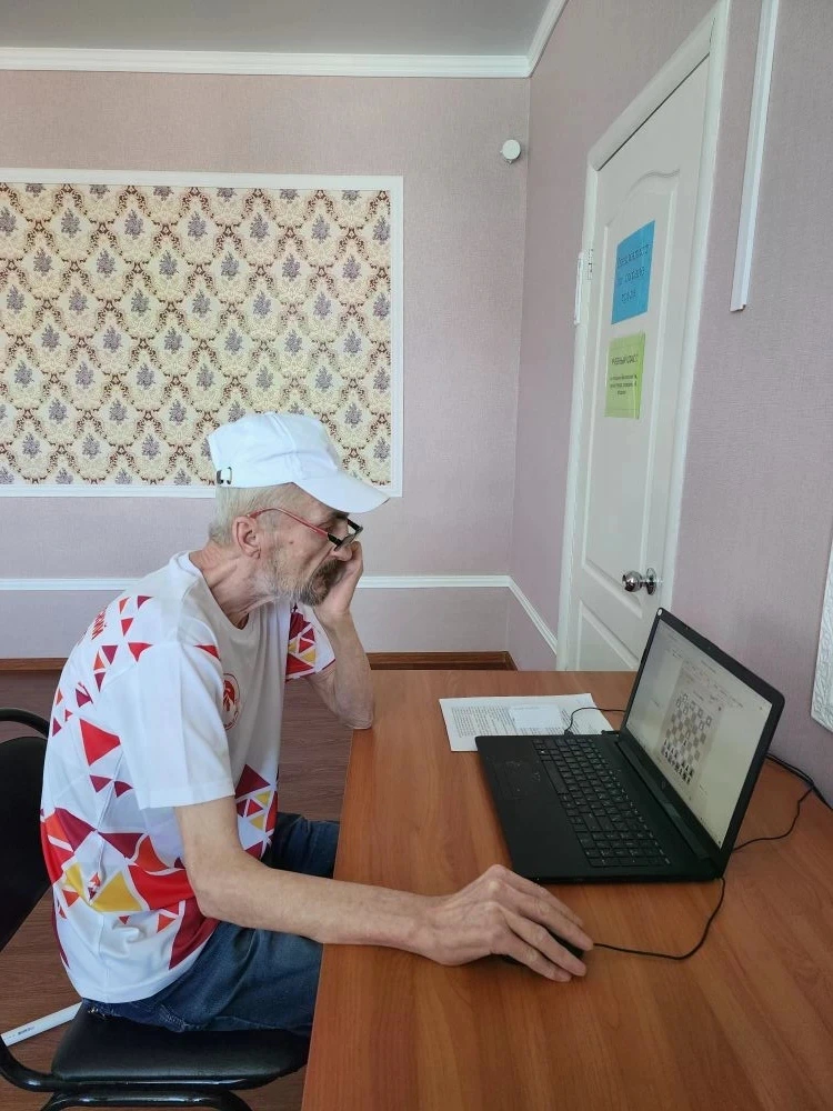 ПОЛУЧАТЕЛИ СОЦИАЛЬНЫХ УСЛУГ ИЗ ЧИСЛА ЛЮДЕЙ ПОЖИЛОГО ВОЗРАСТА И ИНВАЛИДОВ ПРИНИМАЮТ УЧАСТИЕ В МЕЖРЕГИОНАЛЬНОЙ КИБЕРСПАРТАКИАДЕ СРЕДИ УЧРЕЖДЕНИЙ СОЦИАЛЬНОГО ОБСЛУЖИВАНИЯ НАСЕЛЕНИЯ «ПОБЕДА В КАЖДОМ КЛИКЕ»