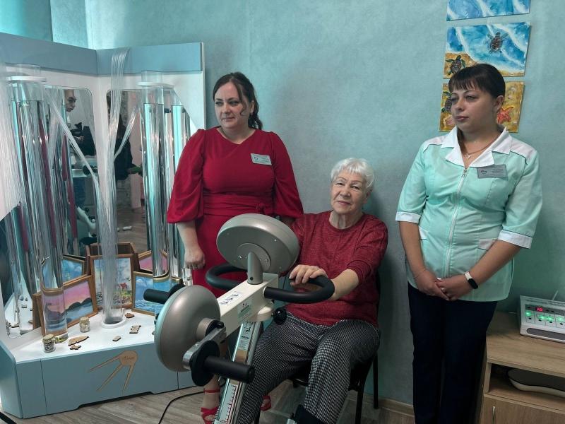 В ЛЕСНИКОВСКОМ ДОМЕ-ИНТЕРНАТЕ ПОЯВИЛОСЬ НОВОЕ РЕАБИЛИТАЦИОННОЕ ОБОРУДОВАНИЕ СТОИМОСТЬЮ 2 МЛН. РУБЛЕЙ