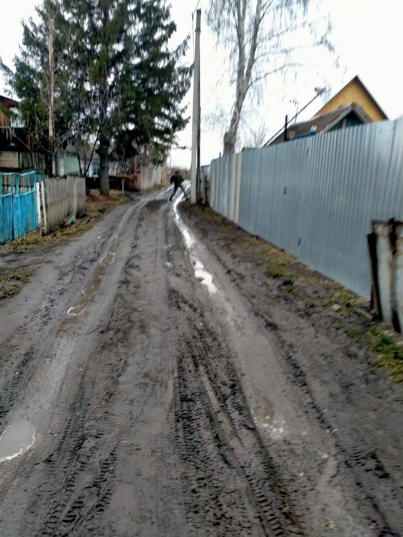 СОТРУДНИКИ ГЛАВНОГО УПРАВЛЕНИЯ И ПОДВЕДОМСТВЕННЫХ УЧРЕЖДЕНИЙ ЕЖЕДНЕВНО УЧАВСТВУЮТ В ПОДВОРОВЫХ ОБХОДАХ ГРАЖДАН, ПРОЖИВАЮЩИХ В ЗОНАХ ПОДТОПЛЕНИЯ
