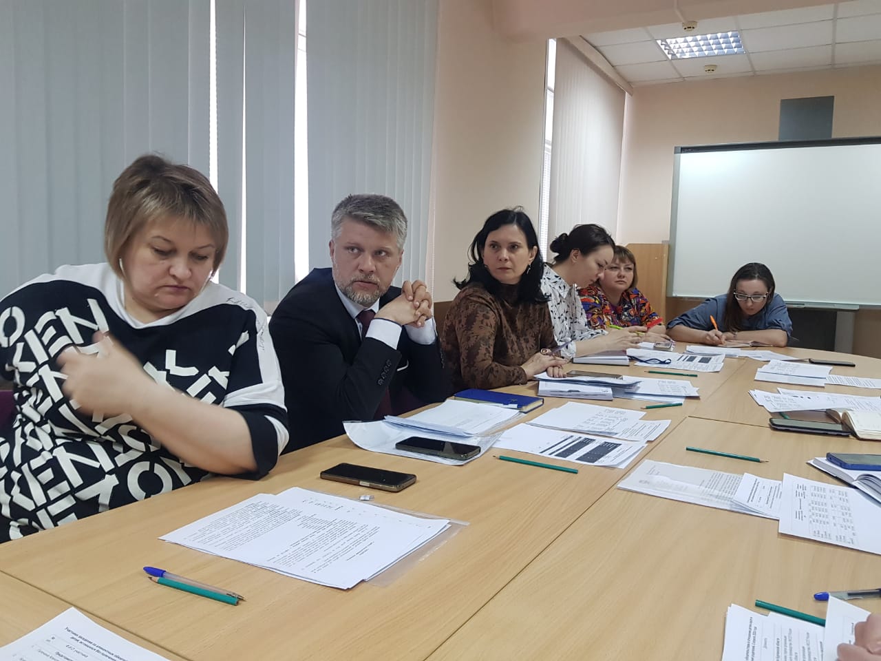 СОВЕЩАНИЕ В ГЛАВНОМ УПРАВЛЕНИИ СОЦИАЛЬНОЙ ЗАЩИТЫ НАСЕЛЕНИЯ КУРГАНСКОЙ ОБЛАСТИ С ПРЕДСТАВИТЕЛЯМИ УПРАВЛЕНИЯ ФЕДЕРАЛЬНОЙ СЛУЖБЫ СУДЕБНЫХ ПРИСТАВОВ РОССИИ ПО КУРГАНСКОЙ ОБЛАСТИ