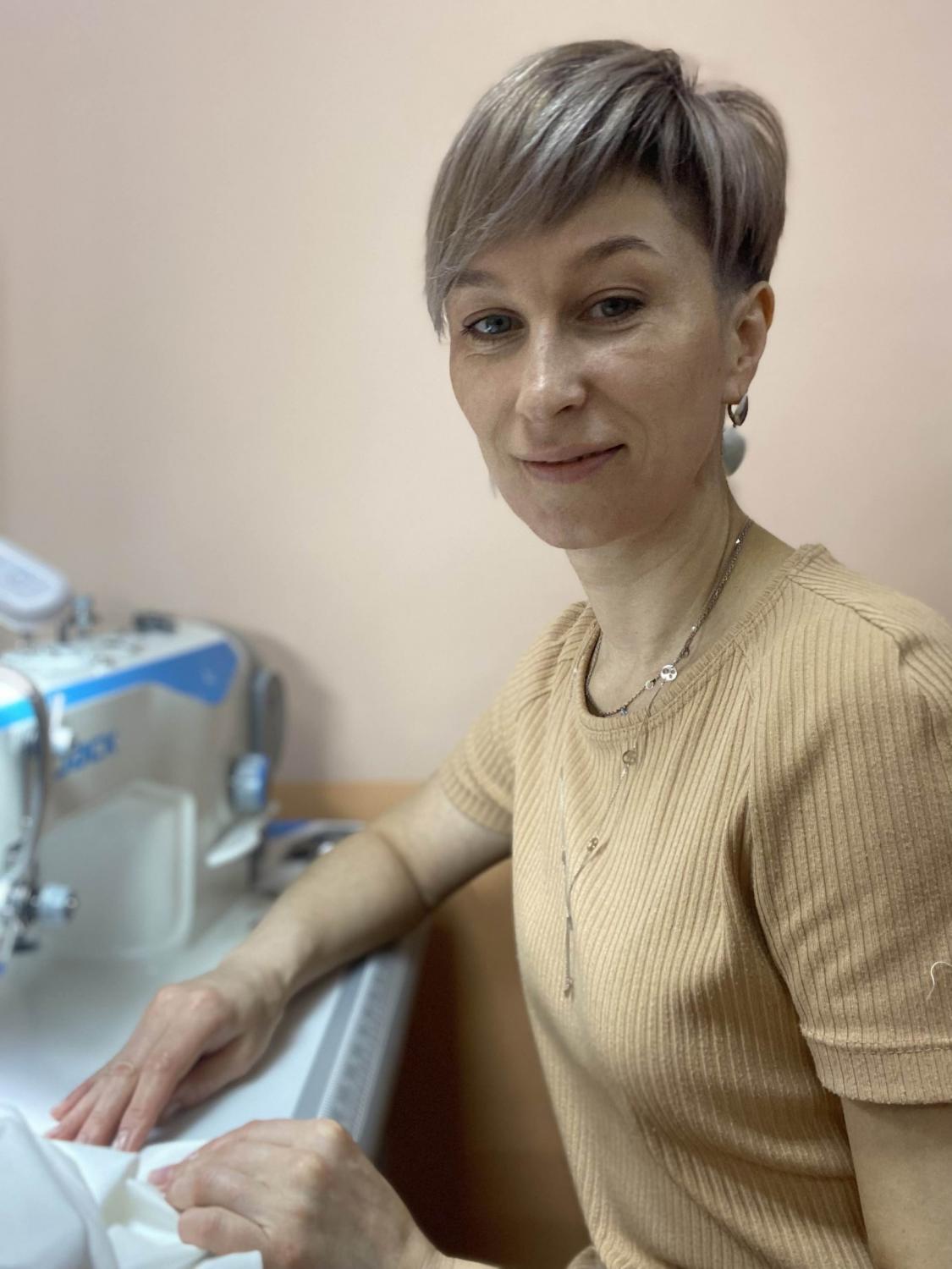 Благодаря соцконтракту жительница Шадринска открыла собственное дело по пошиву одежды Благодаря соцконтракту жительница Шадринска открыла собственное дело по пошиву одежды