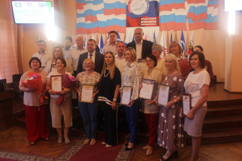  В КУРГАНЕ НАГРАДИЛИ ПОБЕДИТЕЛЕЙ ОБЛАСТНОГО  КОНКУРСА «ЗА ВЫСОКУЮ СОЦИАЛЬНУЮ ЭФФЕКТИВНОСТЬ И РАЗВИТИЕ СОЦИАЛЬНОГО ПАРТНЁРСТВА»