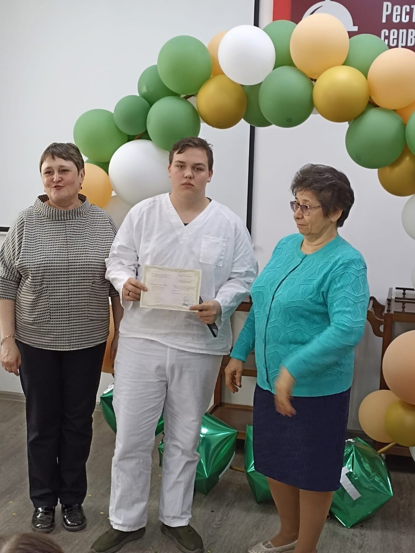 ВОСПИТАННИКИ ЦЕНТРА ПОМОЩИ ДЕТЯМ, ОСТАВШИМСЯ БЕЗ ПОПЕЧЕНИЯ РОДИТЕЛЕЙ № 1 ЗАВЕРШИЛИ ОБУЧЕНИЕ ПО ПРОФЕССИИ «ПЕКАРЬ»