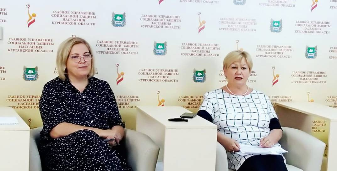 Определены лидеры первого этапа конкурса «Лучший работник в сфере социальной защиты и социального обслуживания населения Курганской области» Определены лидеры первого этапа конкурса «Лучший работник в сфере социальной защиты и социального обслуживания населения Курганской области»