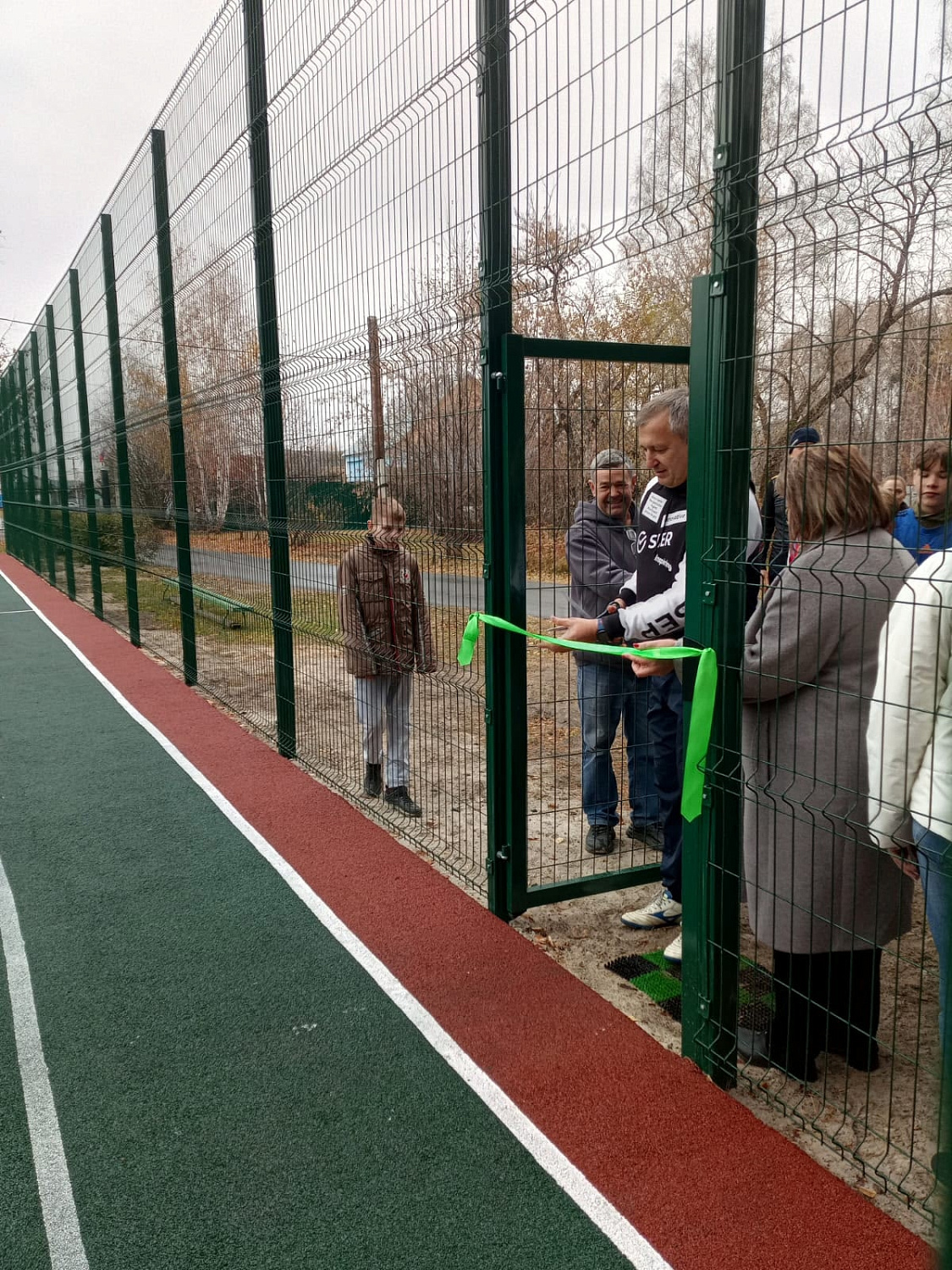 НА БАЗЕ ВВЕДЕНСКОГО ФИЛИАЛА ЦЕНТРА ПОМОЩИ ДЕТЯМ №1 ОТКРЫЛАСЬ СОВРЕМЕННАЯ ФУТБОЛЬНАЯ ПЛОЩАДКА