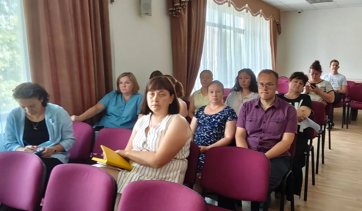 В ДЕПАРТАМЕНТЕ СОЦИАЛЬНОЙ ПОЛИТИКИ КУРГАНСКОЙ ОБЛАСТИ СОСТОЯЛОСЬ МЕРОПРИЯТИЕ ПО ПРОФИЛАКТИКЕ МОШЕННИЧЕСТВА